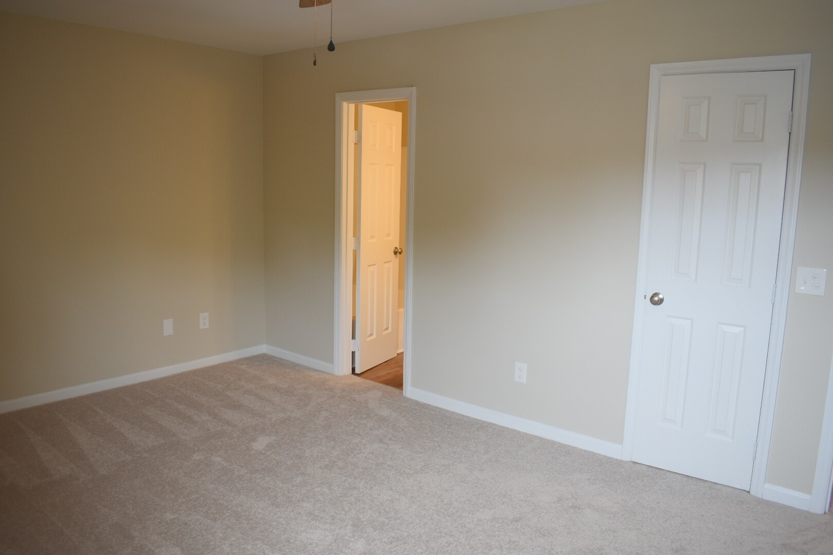 Building Photo - 1731 41st St