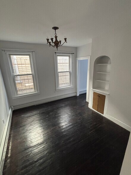 Building Photo - 101 Bristol St