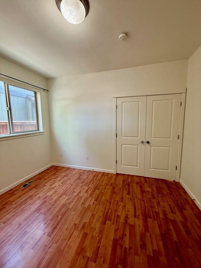 Building Photo - Lovely Corner Lot 3 Bedroom home with Land...