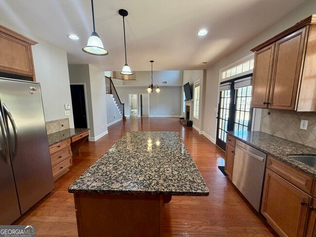 Building Photo - 301 Conway Ct