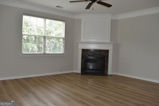 Building Photo - 556 Windstone Trail
