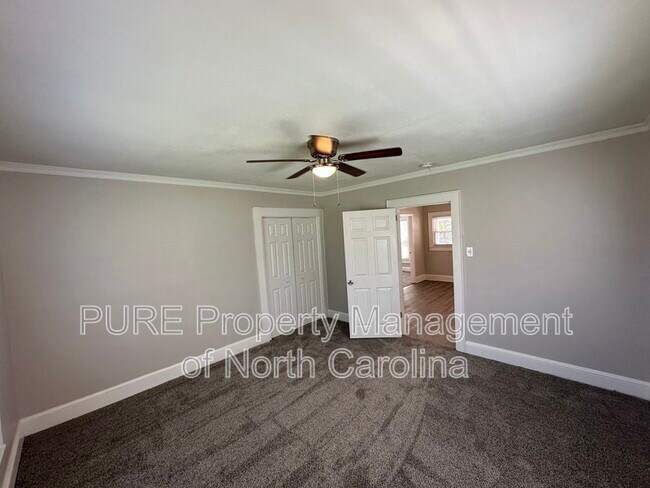 Building Photo - 1103 Jackson St