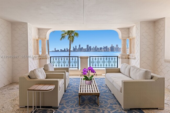 Building Photo - 5245 Fisher Island Dr