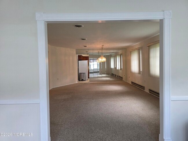 Building Photo - 40 Birchwood Dr