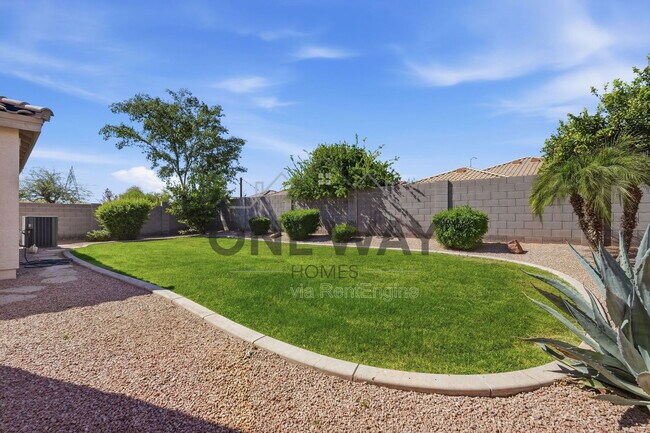 Building Photo - 11352 E Renata Ave