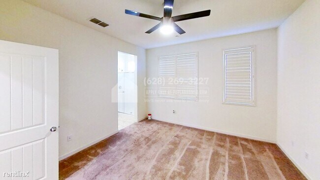 Building Photo - 3 br, 2.5 bath House - 3232 Bridgeway Drive -