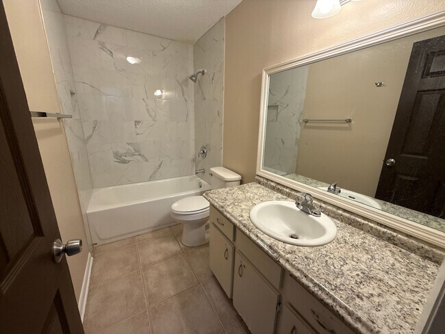 Building Photo - *** Owner Sold***JCR1 - 2040 All Units