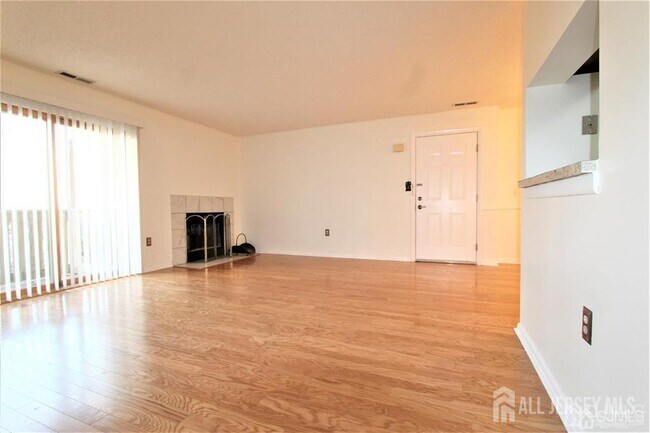 Building Photo - 1219 Ravens Crest Dr