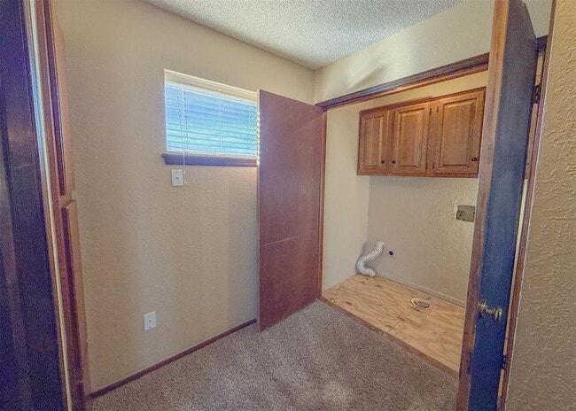 Building Photo - 3622 Wynn Cir