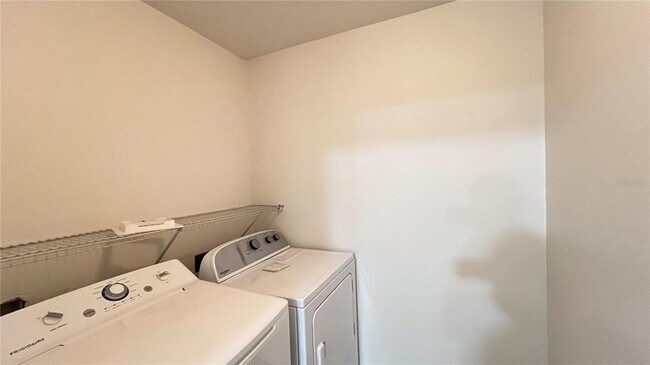 Building Photo - 16628 Broadford Ln