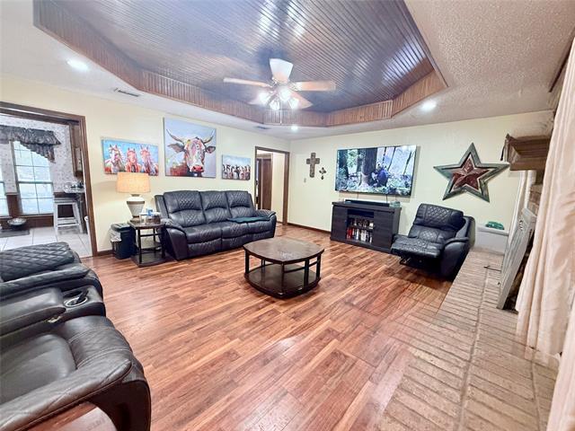 Building Photo - 2621 Nantucket Ct