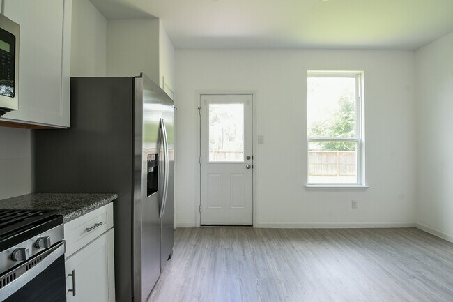 Building Photo - 21353 Rising Fawn Rd