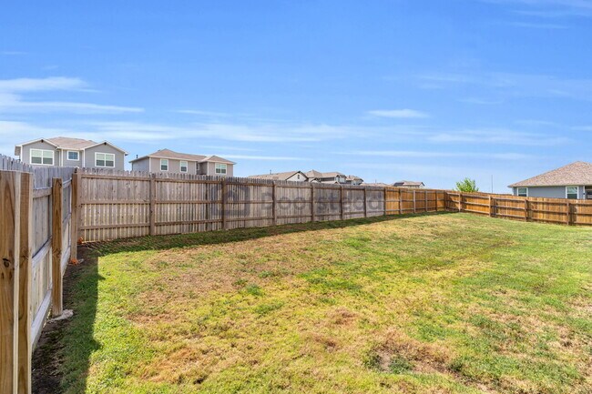 Building Photo - 101 Wichita River Rd