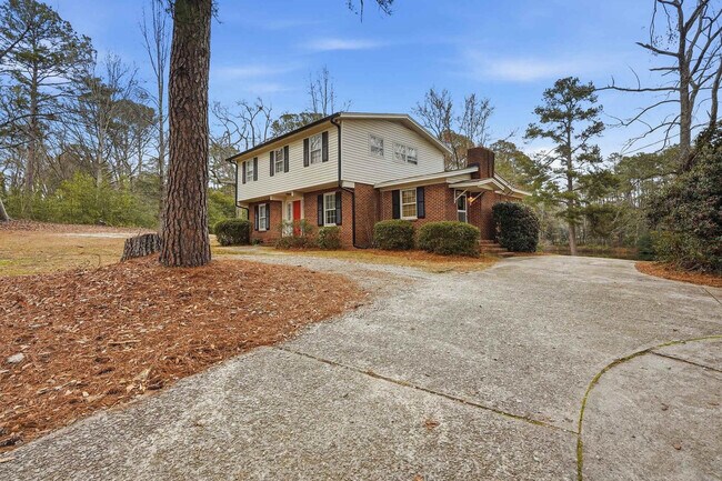 Building Photo - 765 W Martintown Rd