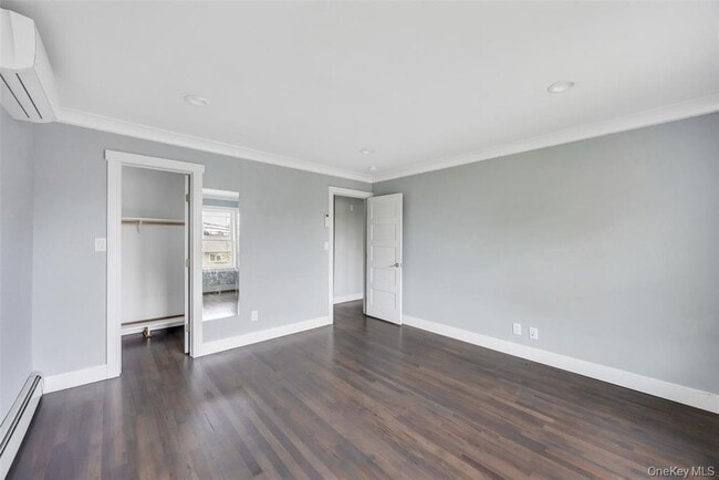 Building Photo - 823 N Jefferson Ave