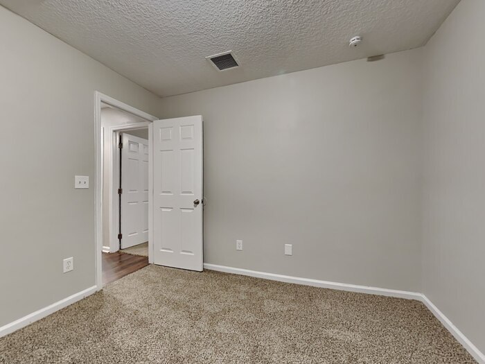 Building Photo - 4237 Campus Hills Cir