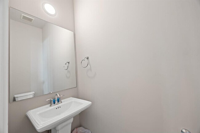 Building Photo - 27927 Indigo Ridge Dr