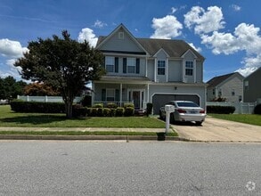 Building Photo - 5003 Middlecoff Ln