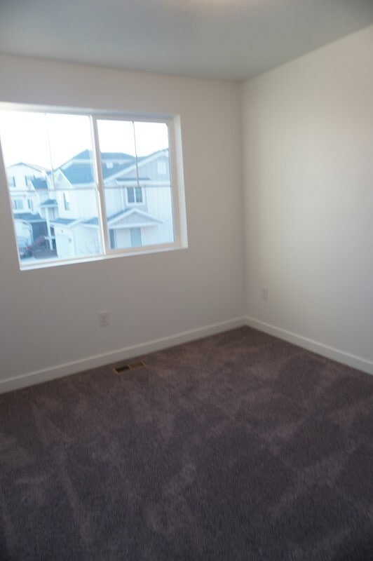 Building Photo - 4250 Bromwell Ct