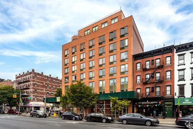 Building Photo - Crown Condominium