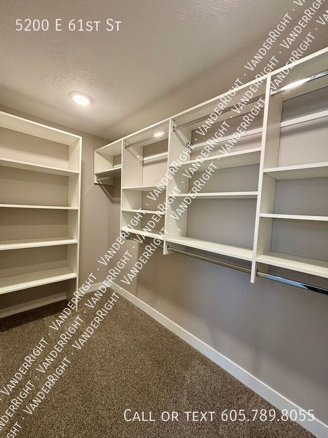 Building Photo - 5200 E 61st St