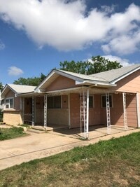 Building Photo - 1111 Sycamore St