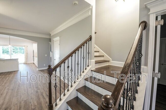 Building Photo - 425 Wicklow Dr