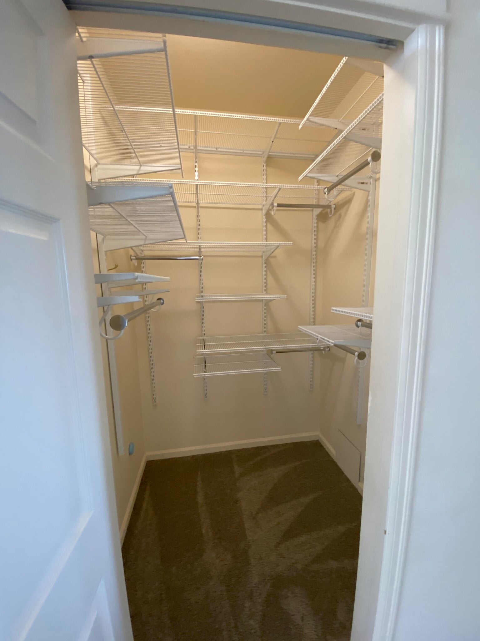 Huge walk-in closet - 10042 Main St