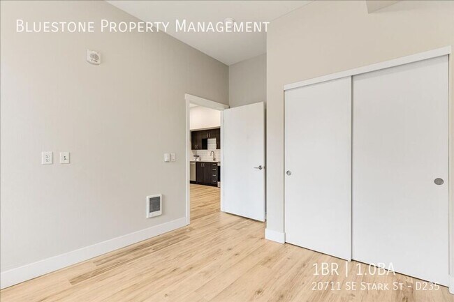 Building Photo - 20711 SE Stark St