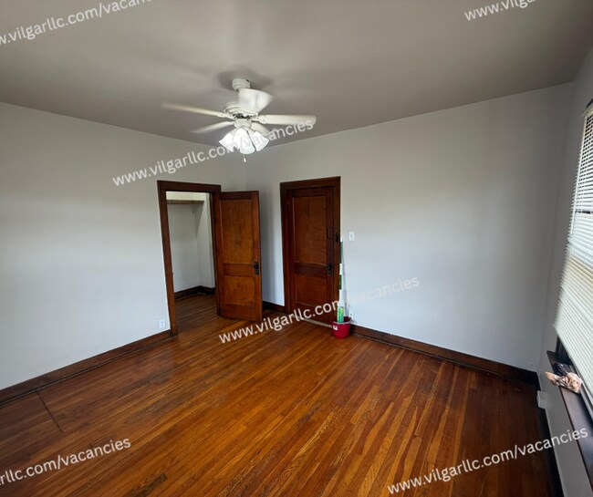 Building Photo - 461 Hayes St