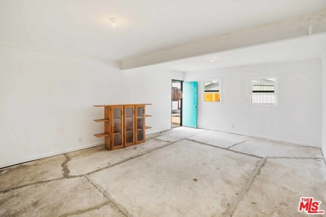 Building Photo - 1851 W 81st St