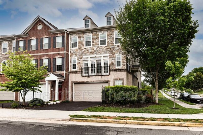 Building Photo - 1769 Moultrie Terrace NE
