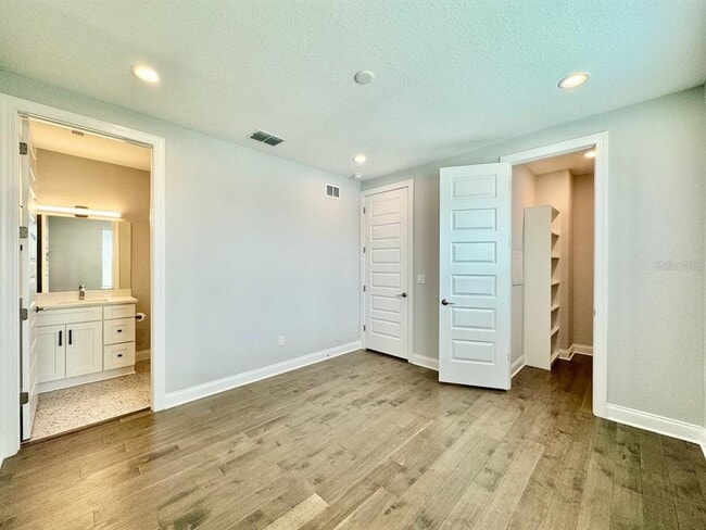 Building Photo - 4215 W North A St