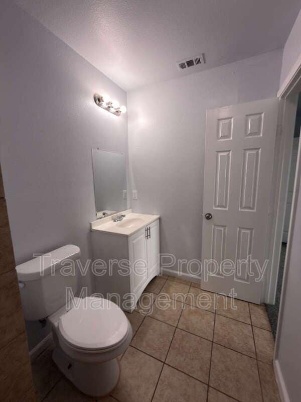 Building Photo - 5217 Aberdean Trail