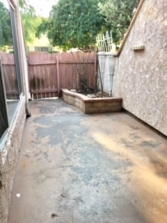 Building Photo - Beautiful 4 Bedroom 2 1/2 Bathroom Northridge Two-Story Condo, Ready for Move-In!
