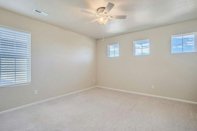 Building Photo - 15904 E Otero Cir