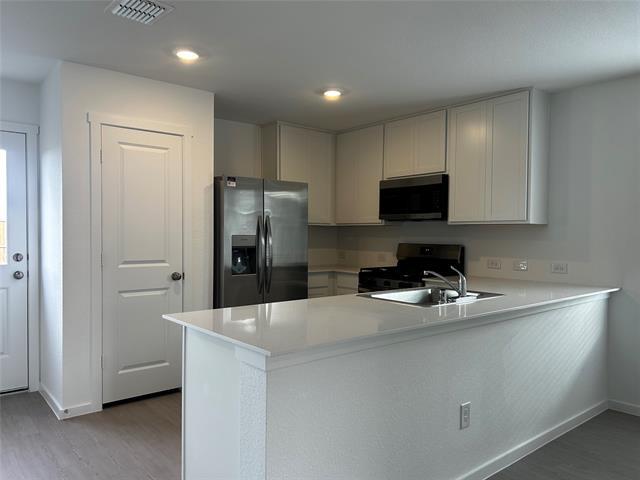 Building Photo - 701 Dressage Ln