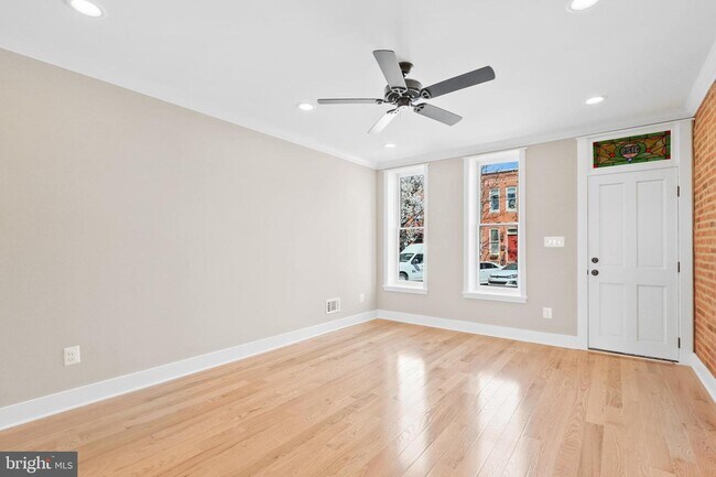 Building Photo - 3129 Fait Ave