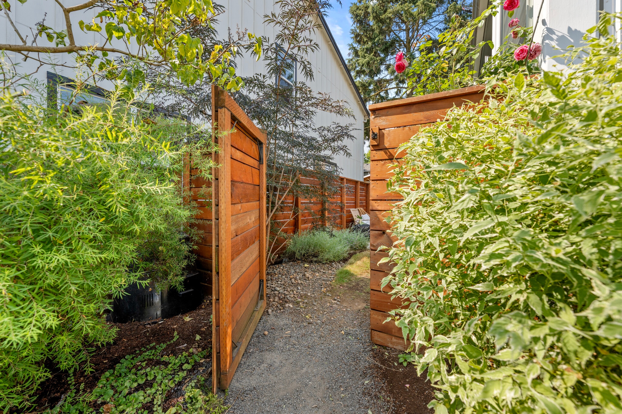 Private backyard - 5263 NE 32nd Pl