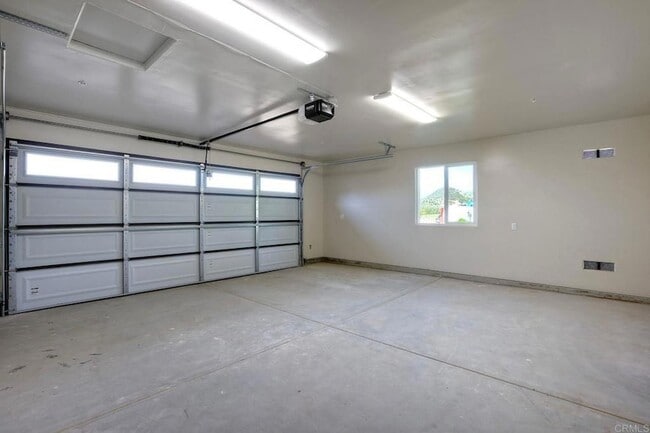 Building Photo - 29433 Cole Grade Rd