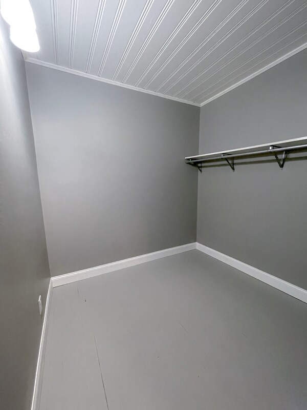 Building Photo - 4994 Mardel Ave