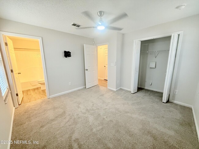 Building Photo - 3686 Wood Creek Ln