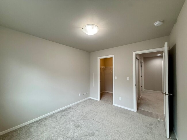 Building Photo - Renton Home