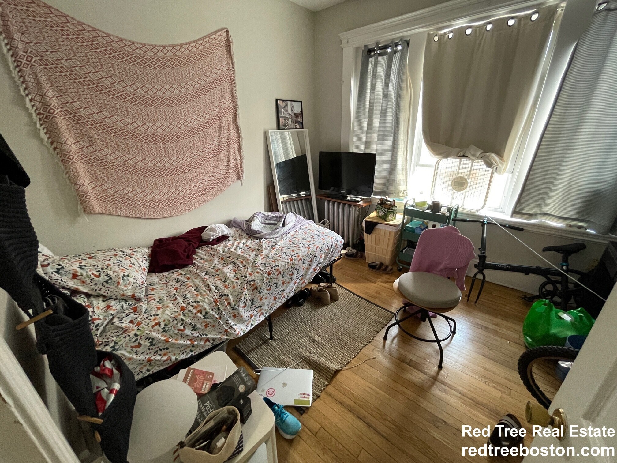 Apt 22 - 39 Hemenway St
