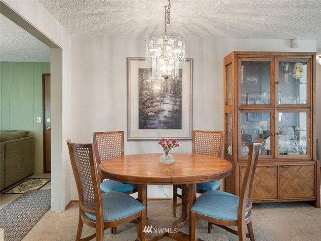 Building Photo - Charming 3-Bedroom Home with Fresh Updates