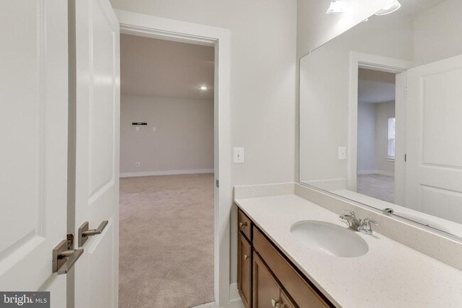 Building Photo - 3897 Hillview Ct