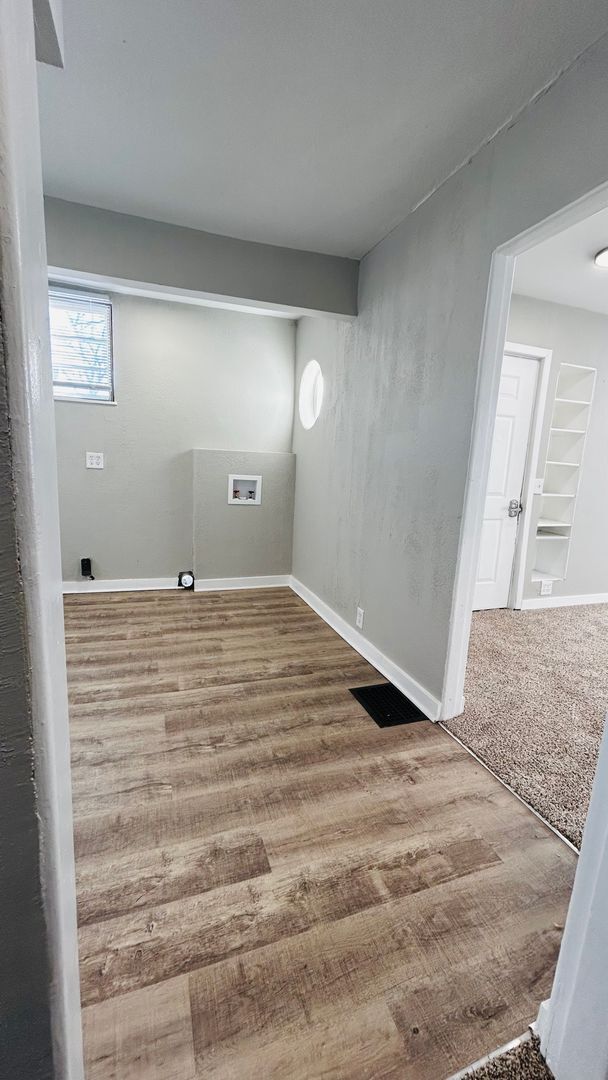 Building Photo - Albany - 2 bed 1 bath AVAILABLE NOW!