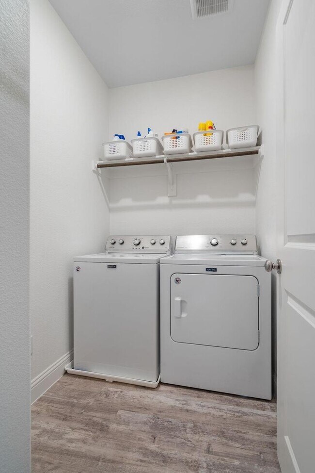 Building Photo - *Charming Flower Mound Retreat with Modern...