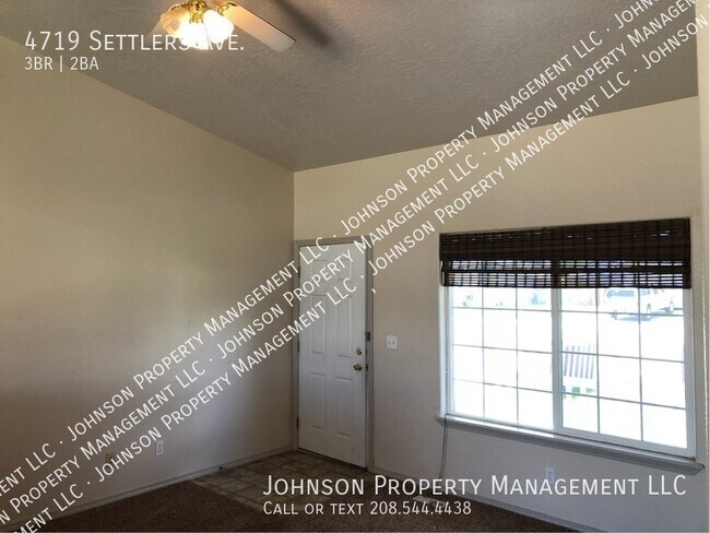 Building Photo - 4719 Settlers Ave