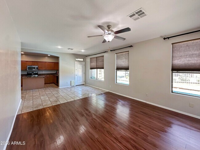 Building Photo - 3078 S Southwind Dr